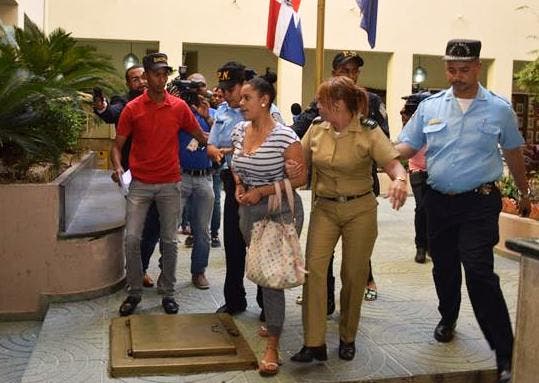 Dejan detenida mujer que acompañaba a Percival Matos y Brayan Félix