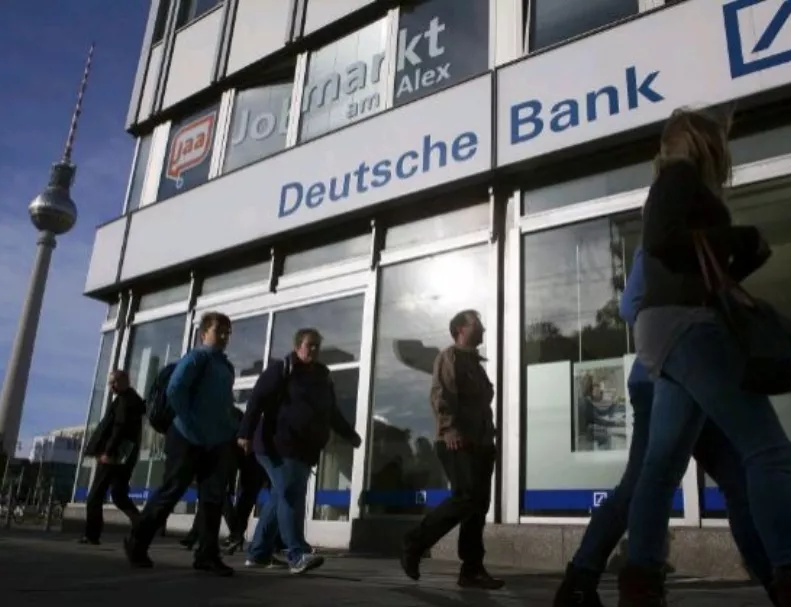 Deutsche Bank dejará de pagar bonificaciones