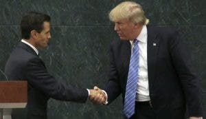 Foto de archivo de los presidentes Enrique Peña Nieto y Donald Trump.