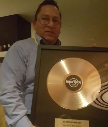 Premian a Hard Rock Café de RD