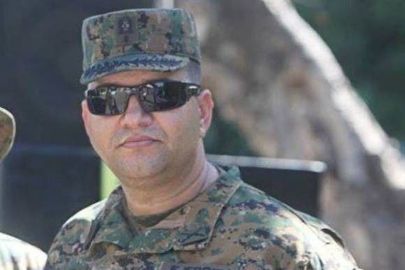 Interrogan mayor del Ejército acusado de suplir armas a banda de Percival Matos