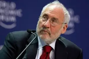 Joseph Stiglitz: Puerto Rico podría caer en una recesión aún peor