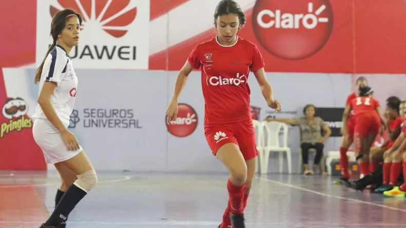 Notre Dame avanza en futsal