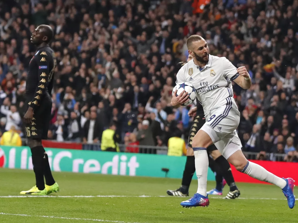 Real Madrid vence al Napoli octavos final