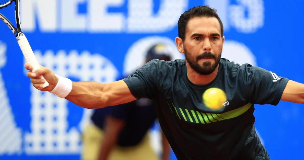 Víctor Estrella entra al Top-100 de la ATP