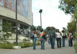 UASD celebra hoy elecciones estudiantiles en la sede central