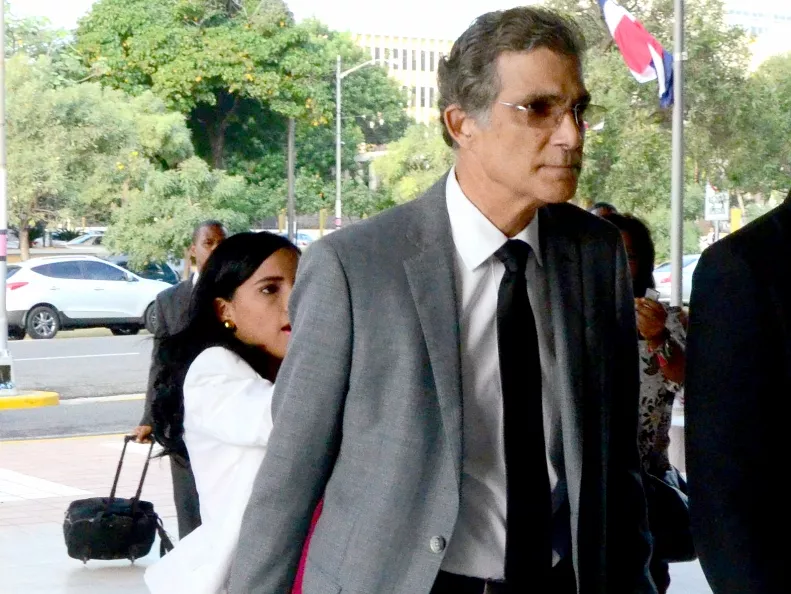 Por caso Odebrecht interrogan  a abogado Conrado  Pittaluga