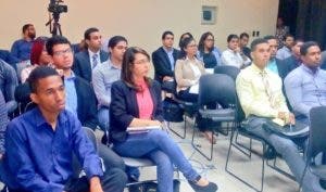 Capacitan jóvenes con Programa Emprendimiento-Pyme de la Construcción