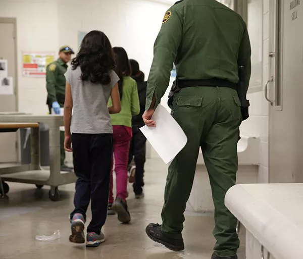 Miami: Niños ruegan al alcalde que evite deportaciones