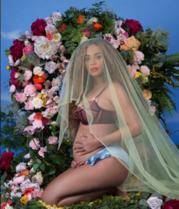 Beyoncé anuncia que está embarazada de gemelos