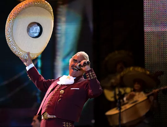 Vicente Fernández estaba pendiente del Grammy