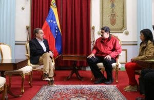 Rodríguez Zapatero se reúne con Maduro para reactivar diálogo en Venezuela