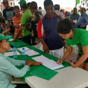 Agencia AP se hace eco de la firma del libro verde para investigar sobornos de Odebrecht