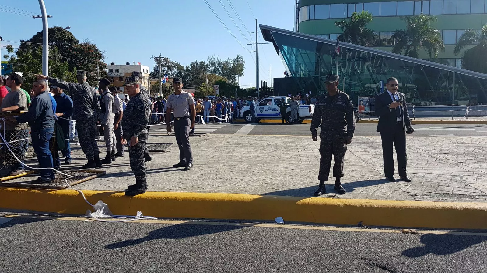 Organismos de seguridad prohíben entrar con distintivos verde al Congreso