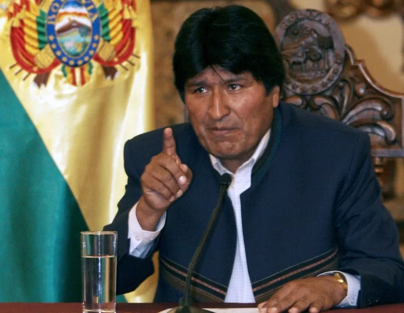 Bolivia le sale al frente Almagro