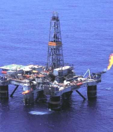 Precio petróleo aumenta 3.1 % y cierra US$67.86