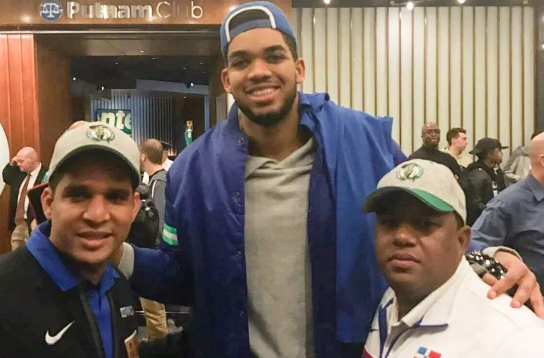 Fedombal traza diálogo con NBA