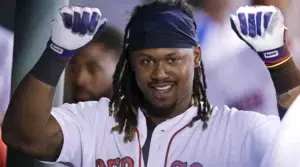 Hanley Ramírez pasa el examen físico y se reporta a los Indios