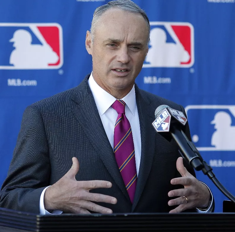 Rob Manfred: ‘El Clásico Mundial irá en 2021’