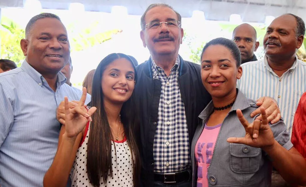 Danilo Medina apoya proyecto de inserción de productores especiales en Villa Tapia