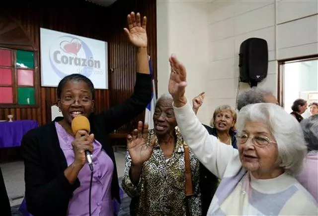 Lejos del pasado oscuro, evangélicos crecen en Cuba