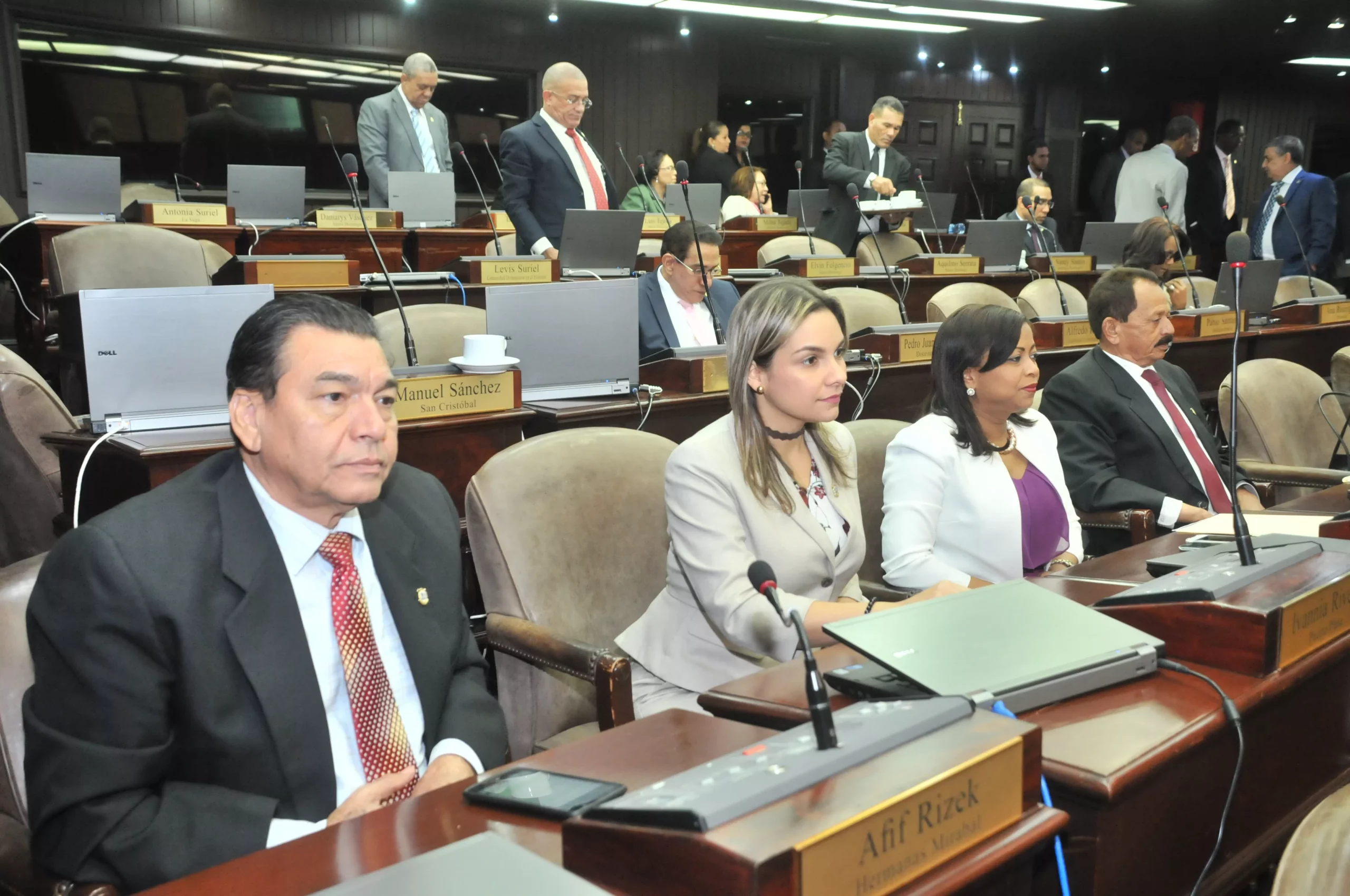 Diputados aprueban país aumente su capital en Corporación Andina de Fomento