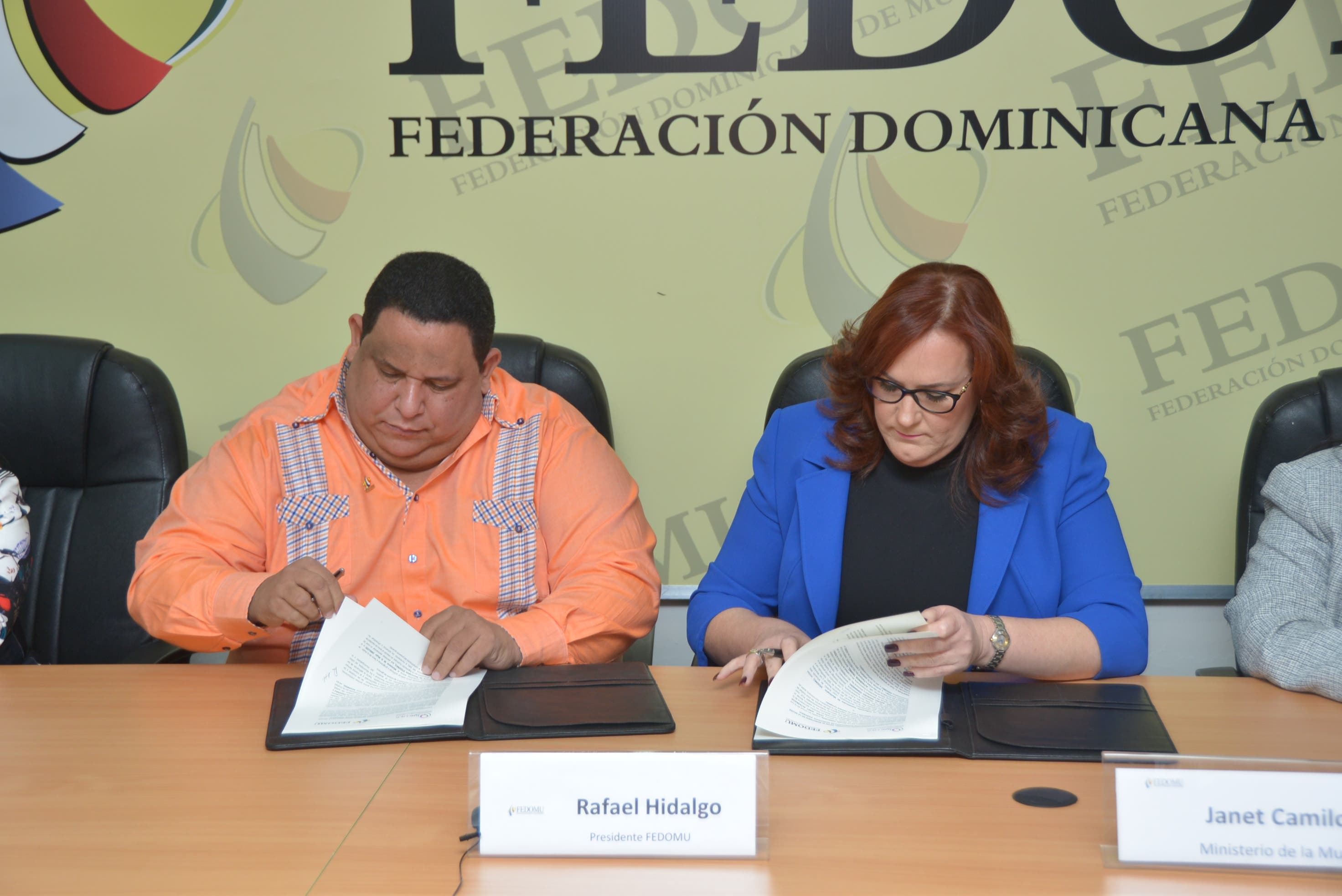 Ministerio de la Mujer y Fedomu firman acuerdo de Igualdad de Género en municipios