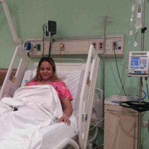 Joven madre solicita ayuda para cirugía de pulmones