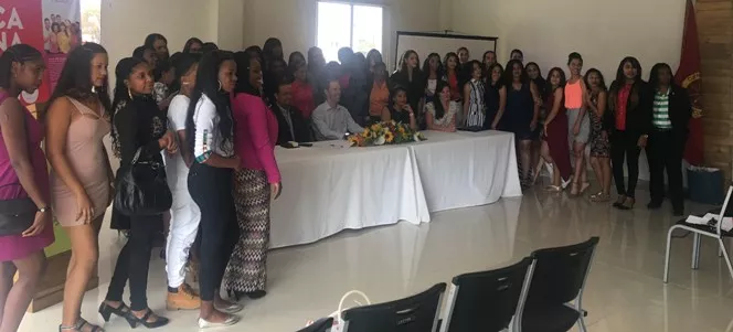 mujeres-se-capacitan-en-manejo-de-finanza-y-emprendedurismo-2