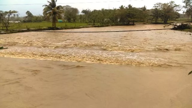 Puerto Plata en alerta roja por lluvias y desbordamientos de ríos, cientos de viviendas afectadas y miles de desplazados