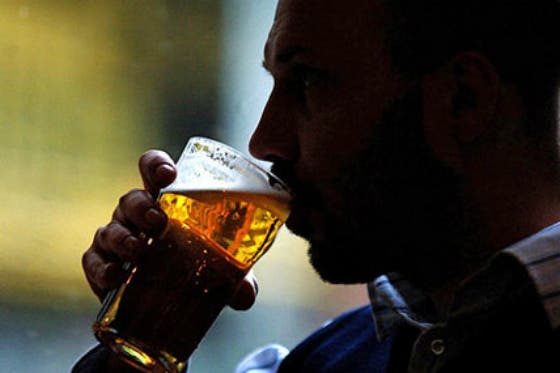 El baclofeno ayuda a reducir el consumo de alcohol de los bebedores, según estudio