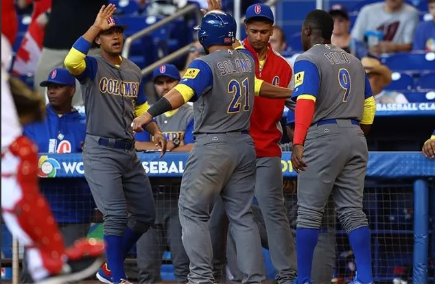 4-1. Colombia hace historia con primer triunfo en el Clásico y sigue viva