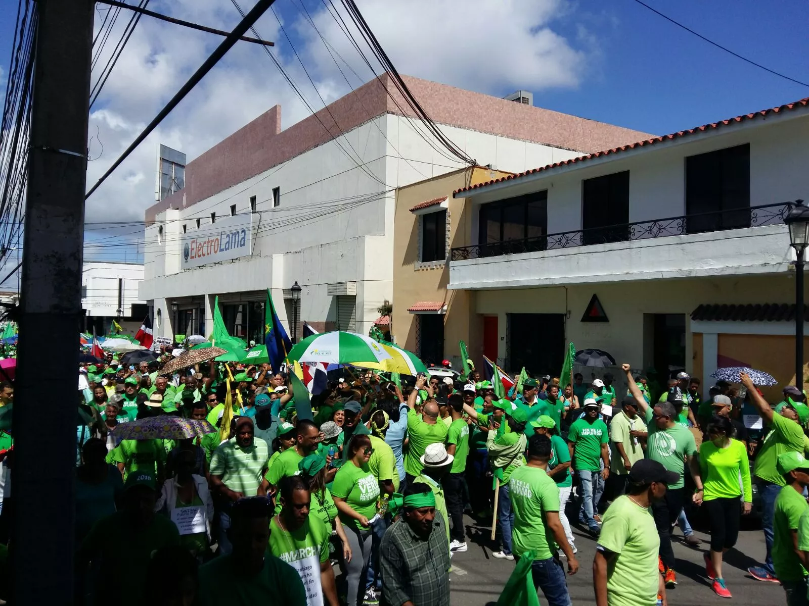 Organizadores ven marcha verde en Santiago mayor que la del 22 de enero Capital