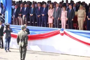 Danilo Medina encabeza tradicional desfile en conmemoración batalla 30 de marzo