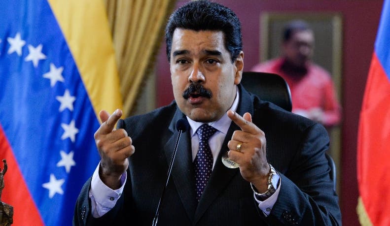 Maduro advierte que gobernadores electos deben subordinarse a Constituyente