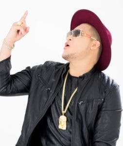 Carlitos Wey lanza nuevo video musical