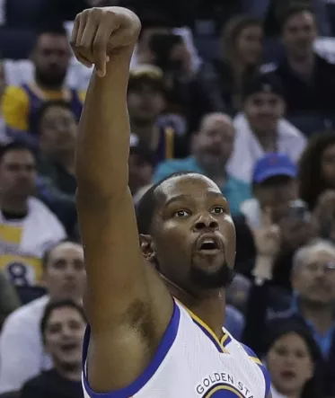 Durant y los Warriors aplastan Trail Blazers