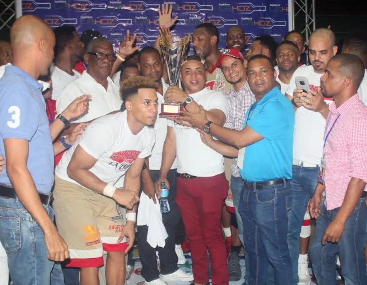 Quisqueya, campeón en básket La Romana