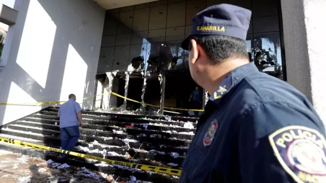 Paraguay en calma el día después de la violenta jornada en la que el Congreso fue incendiado