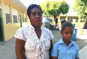 Señora pide ayuda para evaluar hija de diez años que se queda sorda