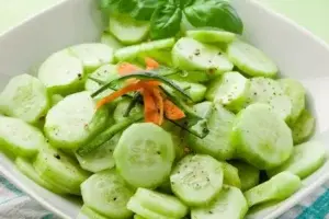 Los diversos beneficios de consumir pepino