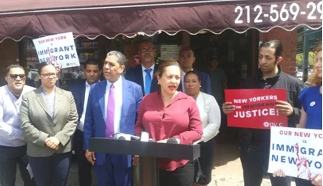senadora-estatal-dominicana-ny-llama-cerrar-negocios-apoyo-inmigrantes senadora-estatal-dominicana-ny-llama-cerrar-negocios-apoyo-inmigrantes