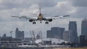 Siete cosas que las aerolíneas pueden hacer con sus pasajeros (y que probablemente no sabías)