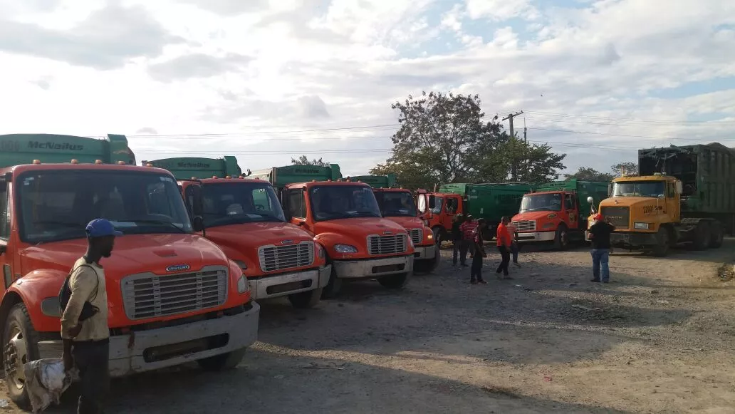 Lajun mantiene prohibición entrada de camiones recolectores de basura de Los Alcarrizos