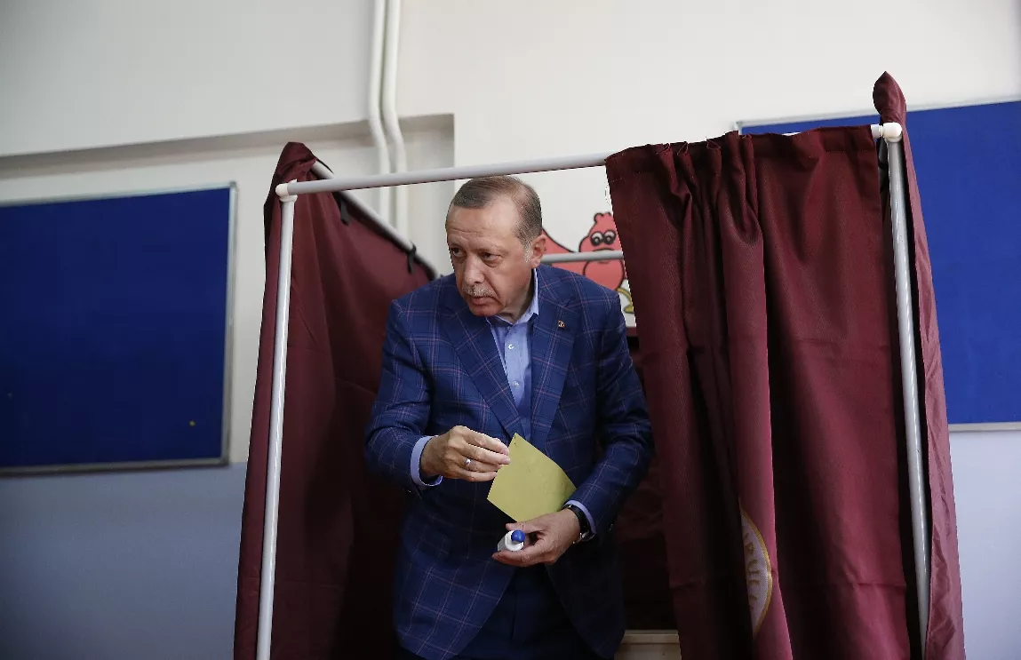 Turquía vota en un histórico referendo