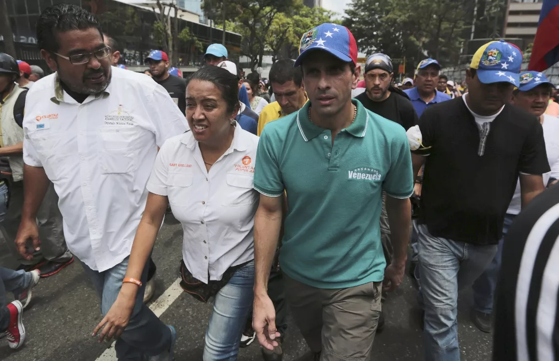 Venezuela: oposición resiste a enfrentamientos en las calles