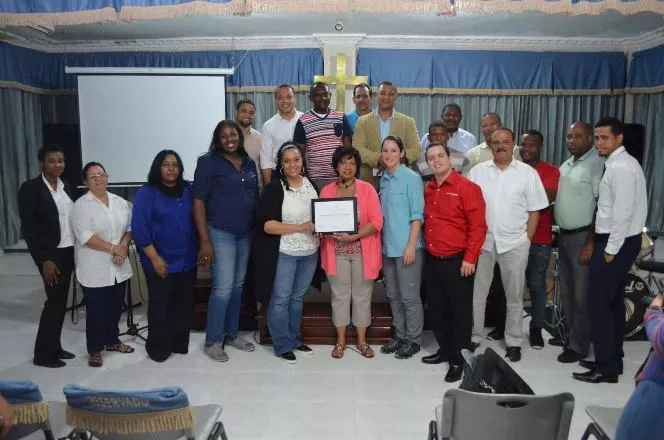 Operación Bendición Internacional reconoce labor de Iglesia Tabernáculo de Salvación y Alabanza