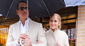 JLo admite que ella y Alex Rodríguez fueron a terapia de pareja durante el confinamiento