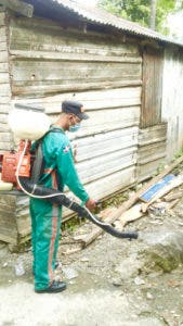 Obras Públicas realiza operativo de limpieza en diversos sectores por vaguada