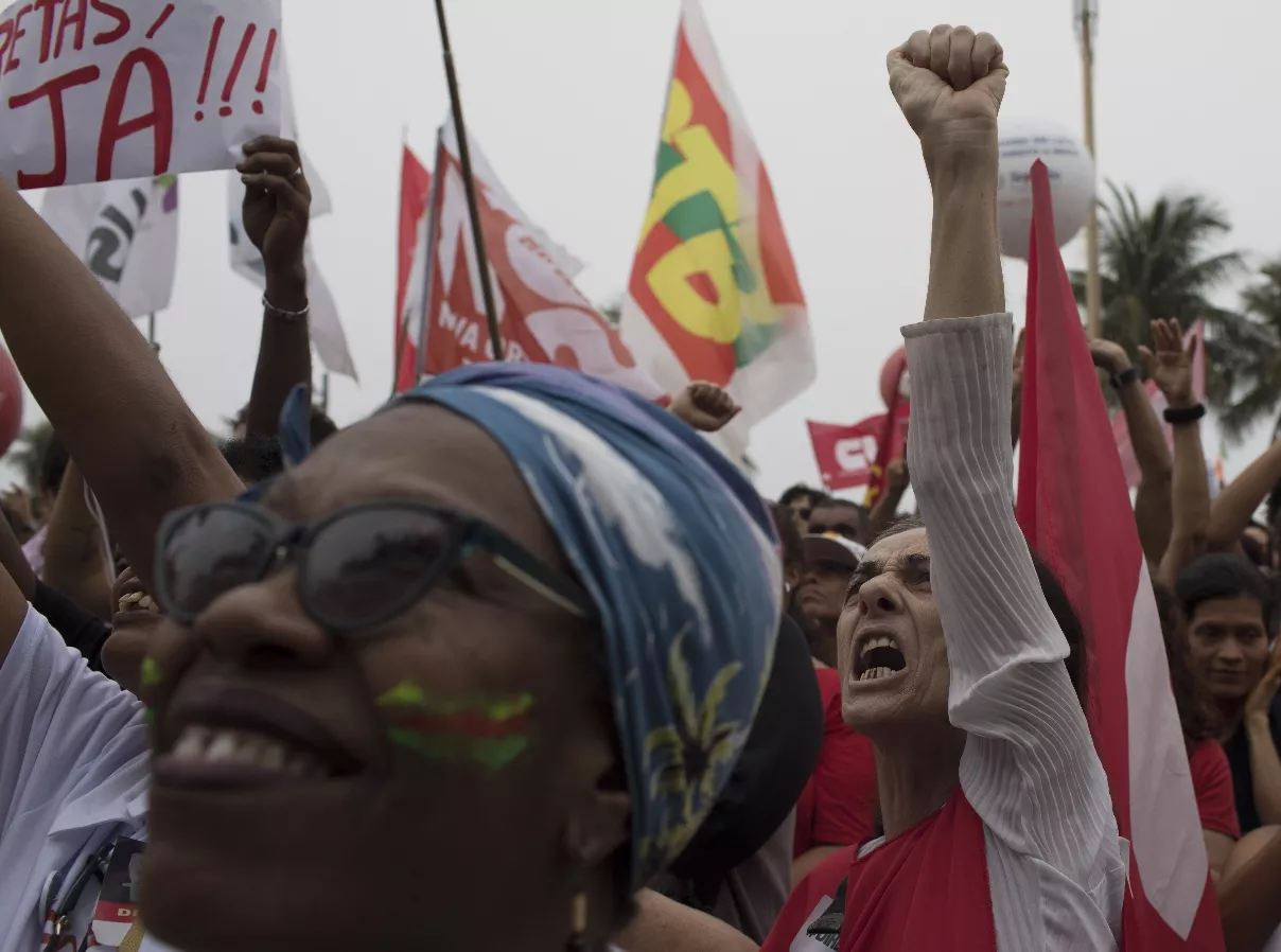 Sindicatos piden la renuncia de Temer